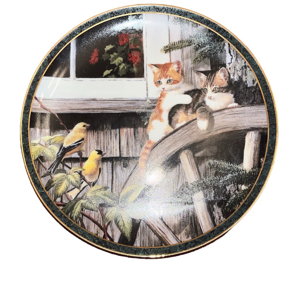 The Bradford Exchange “Surprise Visit” Nosy Neighbors Decorative Plate